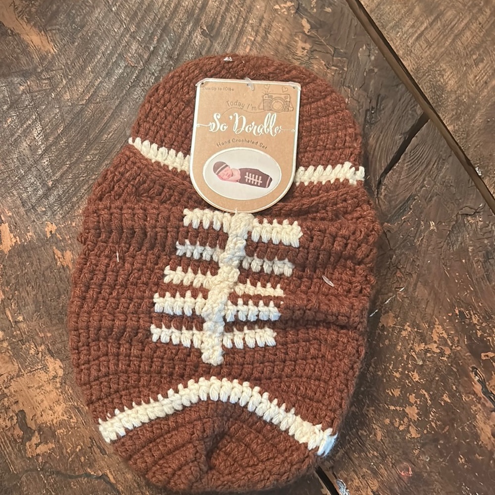 Football baby photography outfit (up to 10lbs)